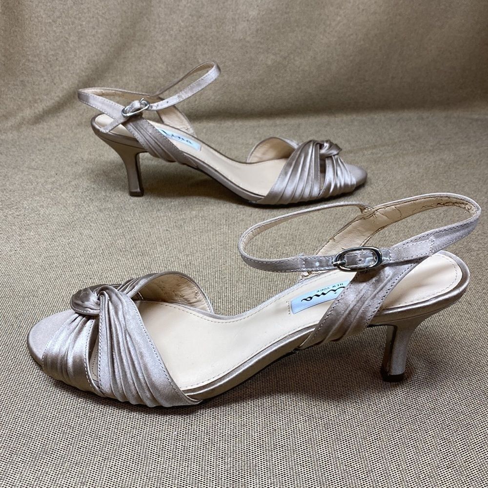 Nina New York Satin Evening Sandals - Picture 3 of 9